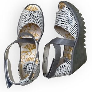 Fly London Yosi Snake Print Wedge Open Toe Sandals Size 37